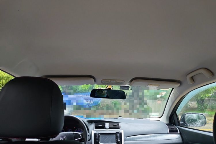 Used Zotye Z300 2016 1.5L Manual Elite Version Headliner