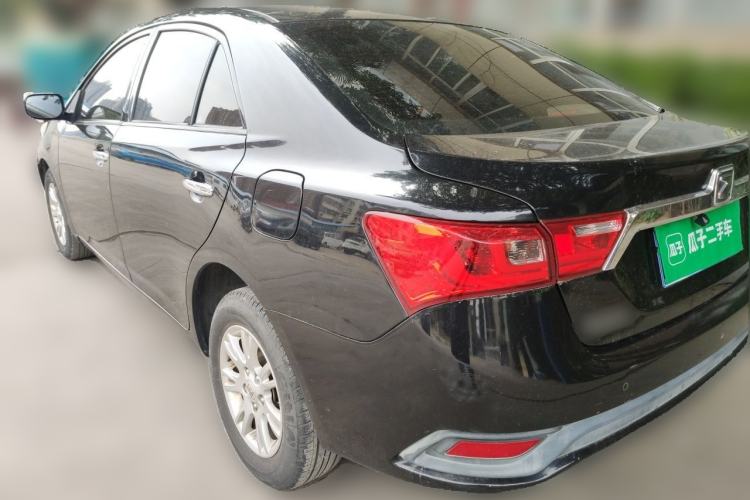 Used Zotye Z300 2016 New Vision 1.5L Manual Entry-Level Model with Sunroof Rear Left 45 Deg