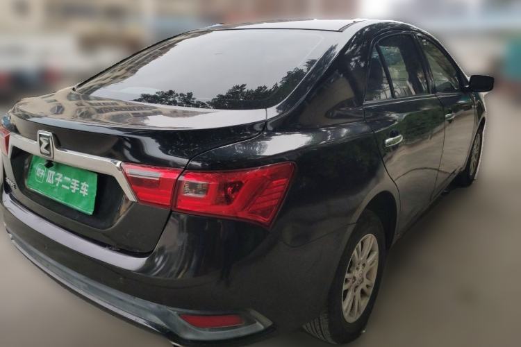 Used Zotye Z300 2016 New Vision 1.5L Manual Entry-Level Model with Sunroof Rear Right 45 Deg