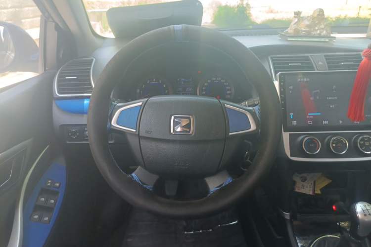 Used Zotye Z300 2016 New Vision 1.5L Manual Entry-Level Model Steering Wheel