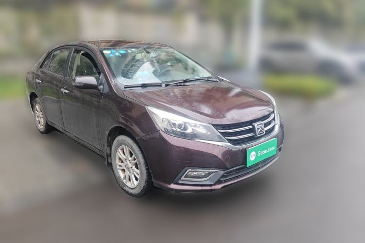 Used Zotye Z300 2016 New Vision 1.5L Manual Entry-Level Model Front Right 45 Deg