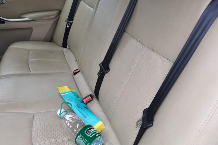Used Zotye Z300 2016 1.5L Manual Elite Version Left Rear Seat