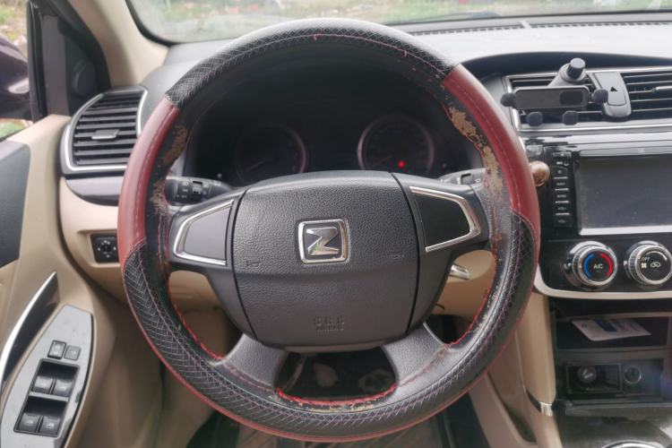 Used Zotye Z300 2016 1.5L Manual Elite Version Steering Wheel