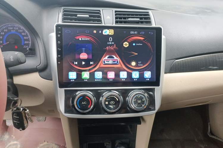 Used Zotye Z300 2016 1.5L Manual Elite Version Audio And AC Panel