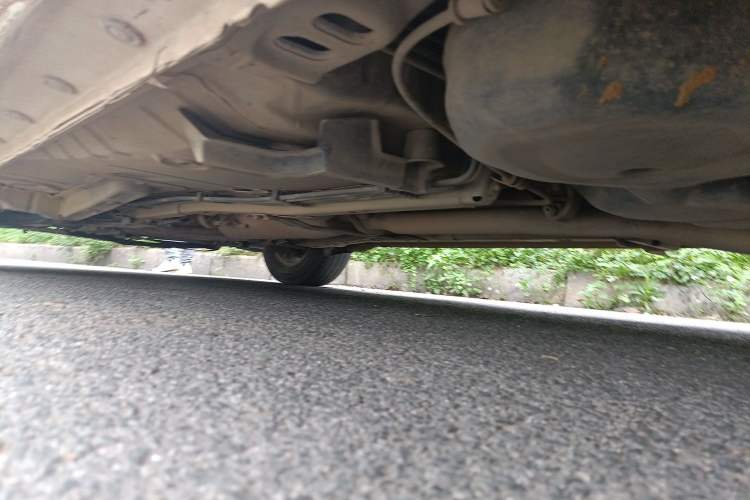 Used Zotye Z300 2016 1.5L Manual Elite Version Chassis Rear Left