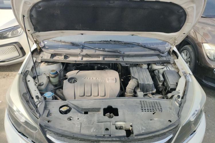 Used Zotye Z300 2016 New Vision 1.5L Manual Entry-Level Model with Sunroof Engine Bay