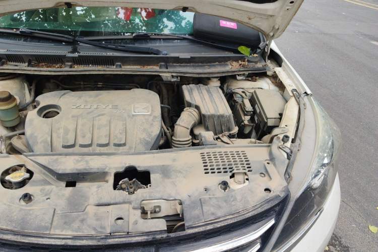 Used Zotye Z300 2016 1.5L Manual Elite Version Engine Bay Left