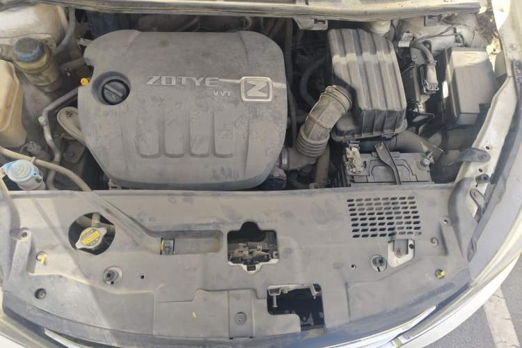 Used Zotye Z300 2016 New Vision 1.5L Manual Entry-Level Model with Sunroof Engine Bay