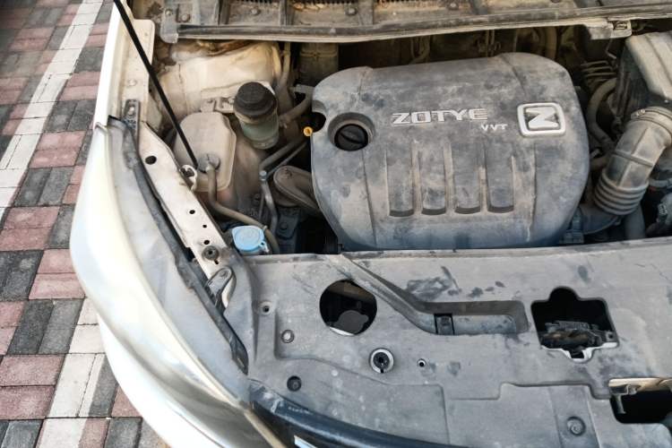 Used Zotye Z300 2016 1.5L Manual Elite Version Engine Bay Right