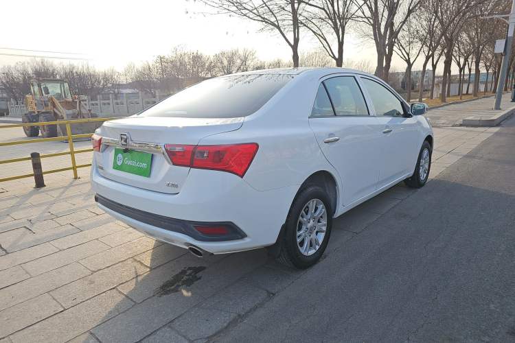 Used Zotye Z300 2016 New Vision 1.5L Manual Entry-Level Model Exterior 4