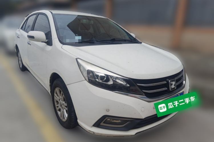 Used Zotye Z300 2016 New Vision 1.5L Manual Entry-Level Model Front Right 45 Deg
