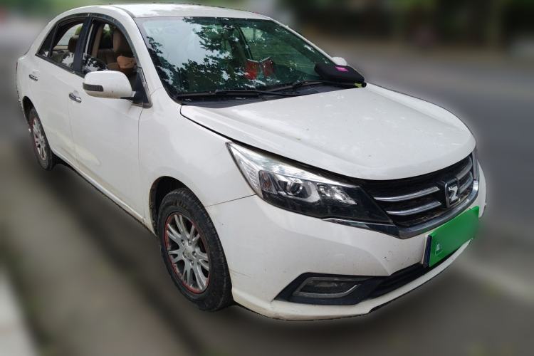 Used Zotye Z300 2016 1.5L Manual Elite Version Front Right 45 Deg