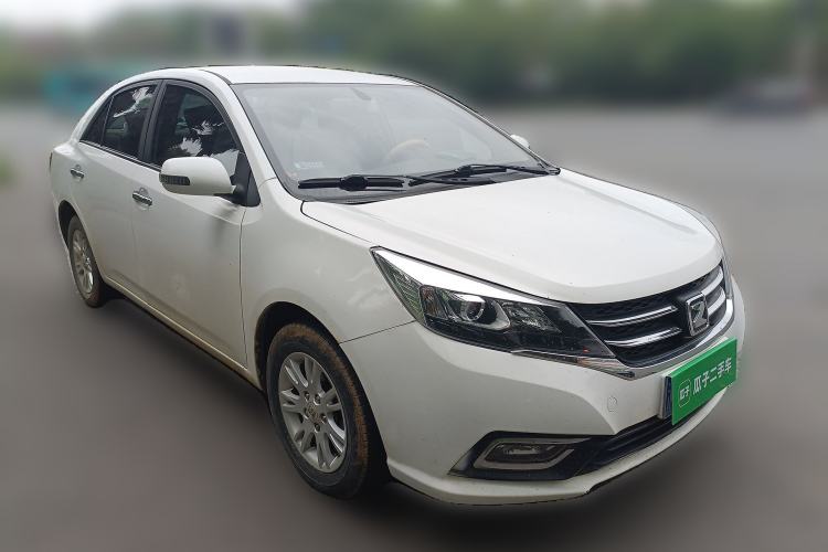 Used Zotye Z300 2016 1.5L Manual Elite Version Front Right 45 Deg