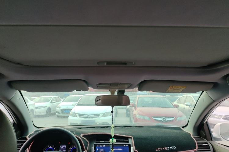Used Zotye Z300 2016 New Vision 1.5L Manual Entry-Level Model with Sunroof Headliner