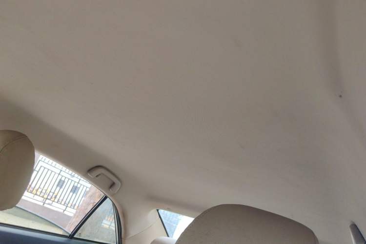 Used Zotye Z300 2016 1.5L Manual Elite Version Headliner