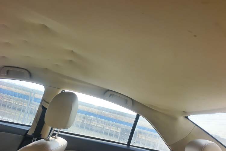 Used Zotye Z300 2016 New Vision 1.5L Manual Entry-Level Model Headliner