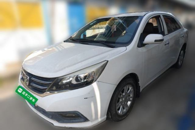 Zotye Z300 2016 New Vision 1.5L Manual Entry-Level Model with Sunroof d’occasion
