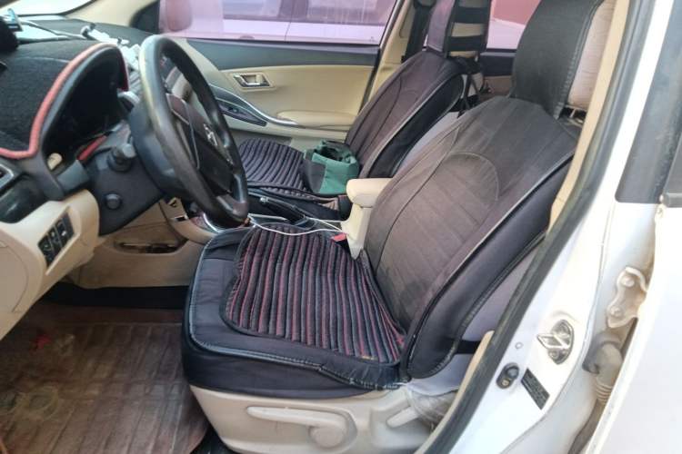 Used Zotye Z300 2016 1.5L Manual Elite Version Left Front Seat