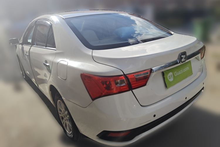 Used Zotye Z300 2016 New Vision 1.5L Manual Entry-Level Model Rear Left 45 Deg