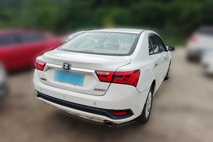 Used Zotye Z300 2016 New Vision 1.5L Manual Entry-Level Model Rear Right 45 Deg