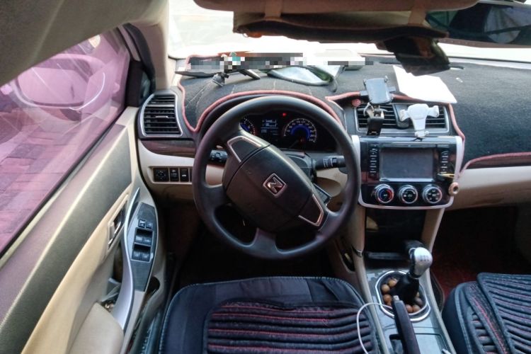 Used Zotye Z300 2016 1.5L Manual Elite Version Steering Wheel