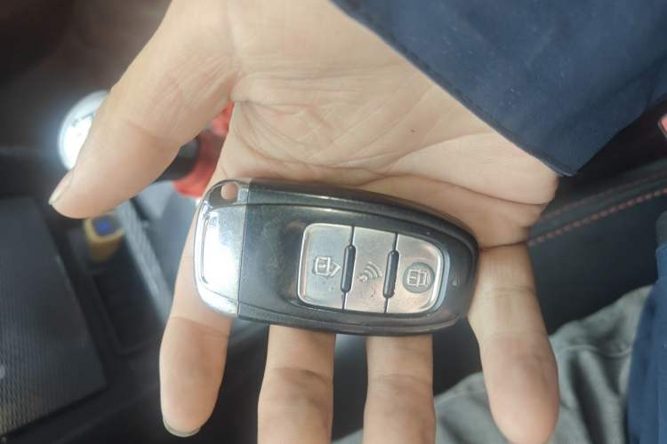 Used Zotye Z300 2016 New Vision 1.5L Manual Entry-Level Model Vehicle Key
