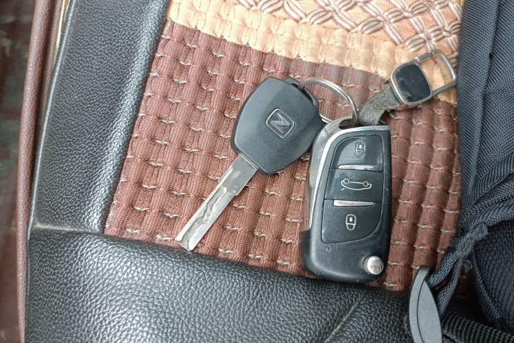 Used Zotye Z300 2016 1.5L Manual Elite Version Vehicle Key