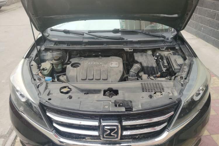 Used Zotye Z360 2017 1.5L Manual Luxury Model Engine Bay