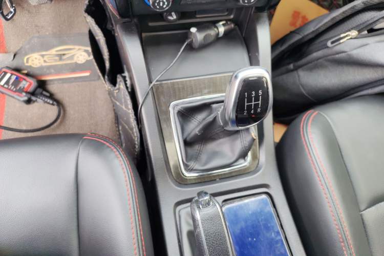Used Zotye Z360 2017 1.5L Manual Luxury Model Gear Lever