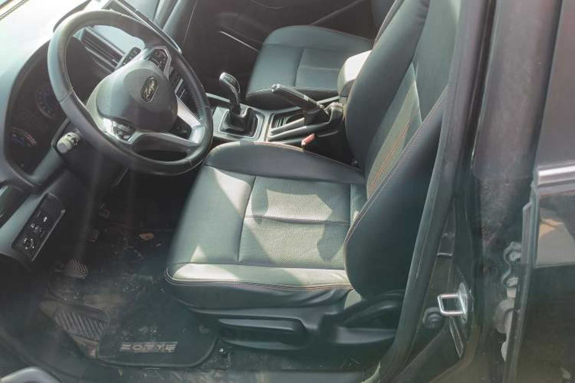 Used Zotye Z360 2017 1.5L Manual Luxury Model Left Front Seat