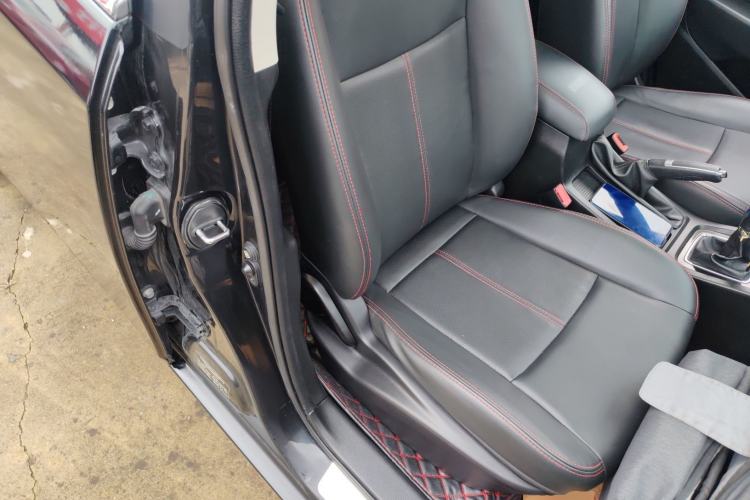 Used Zotye Z360 2017 1.5L Manual Luxury Model Right Front Seat