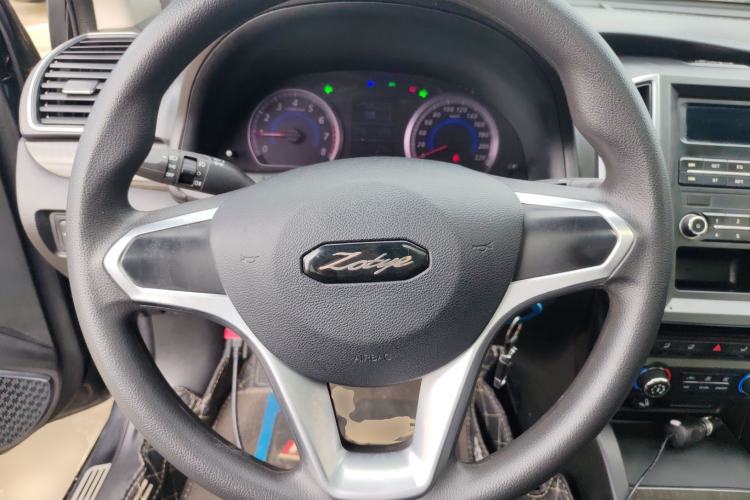Used Zotye Z360 2017 1.5L Manual Luxury Model Steering Wheel