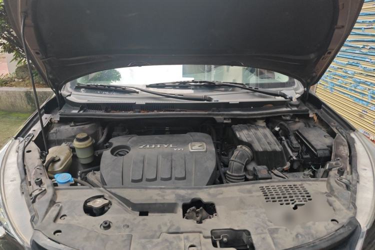 Used Zotye Z360 2017 1.5L Manual Luxury Model Engine Bay