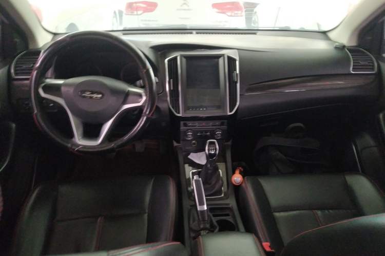 Used Zotye Z360 2017 1.5L Manual Luxury Model Center Console