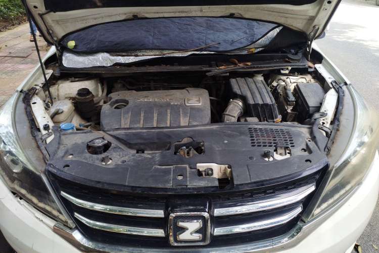 Used Zotye Z360 2017 1.5L Manual Luxury Model Engine Bay