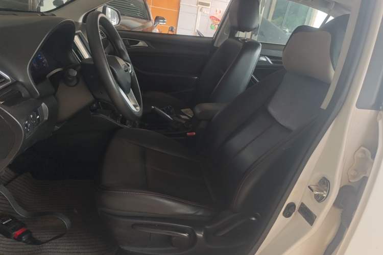 Used Zotye Z360 2017 1.5L Manual Luxury Model Left Front Seat