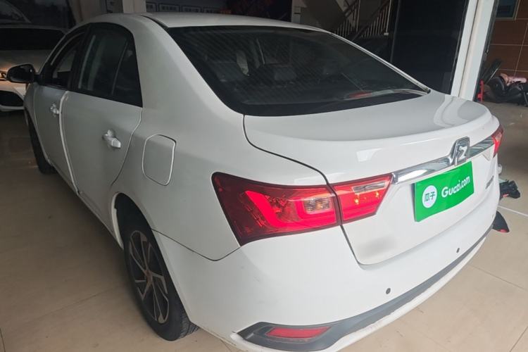 Used Zotye Z360 2017 1.5L Manual Luxury Model Rear Left 45 Deg