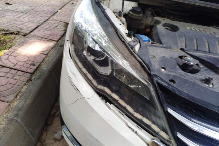 Used Zotye Z360 2017 1.5L Manual Luxury Model Right Front Headlight