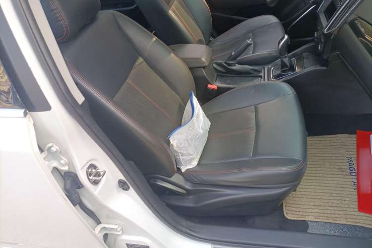 Used Zotye Z360 2017 1.5L Manual Luxury Model Right Front Seat