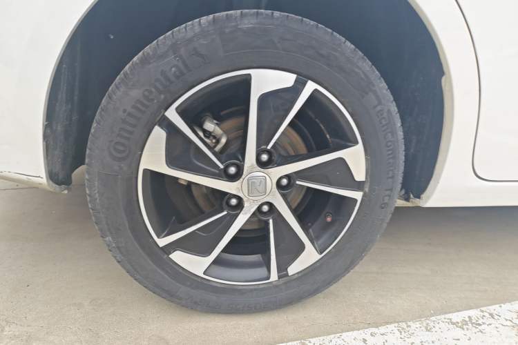 Used Zotye Z360 2017 1.5L Manual Luxury Model Right Rear Wheel Hub