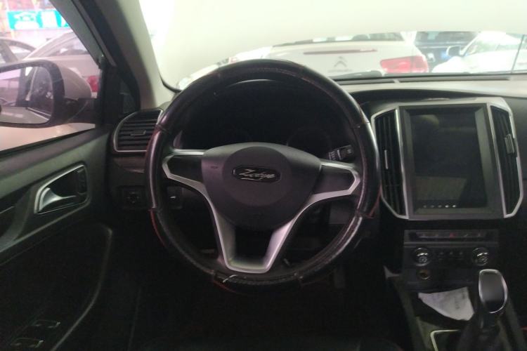 Used Zotye Z360 2017 1.5L Manual Luxury Model Steering Wheel