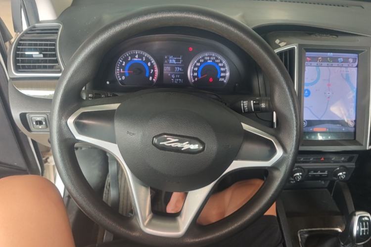 Used Zotye Z360 2017 1.5L Manual Luxury Model Steering Wheel