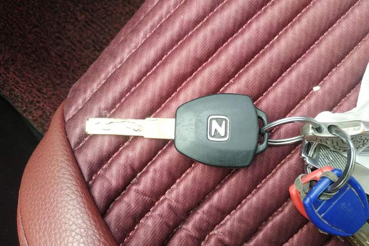 Used Zotye Z360 2017 1.5L Manual Luxury Model Vehicle Key