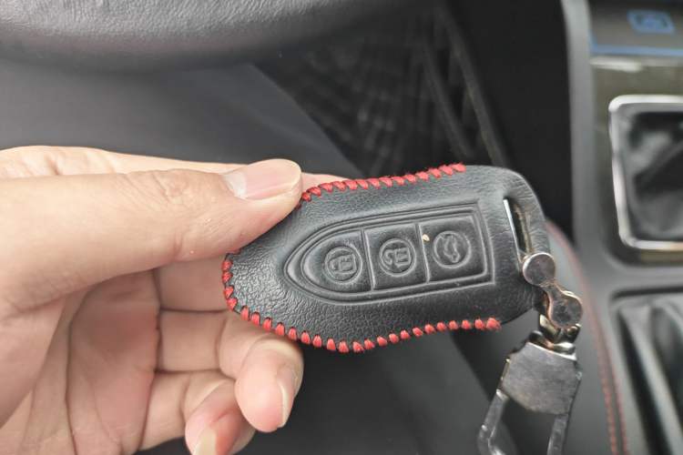 Used Zotye Z360 2017 1.5L Manual Luxury Model Vehicle Key