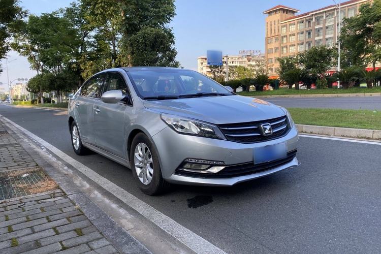 Used Zotye Z500 2015 1.5T Manual Luxury Model Exterior 1