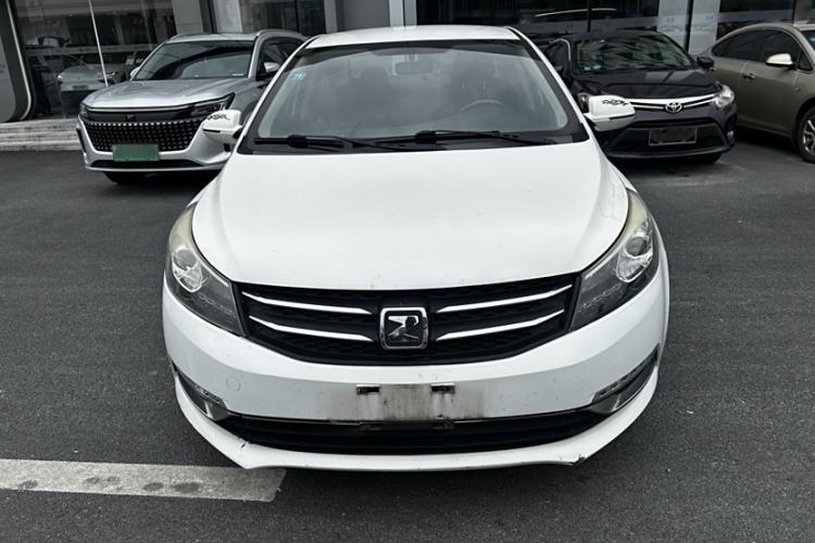 Used Zotye Z500 2015 1.5T Manual Luxury Model Exterior 1