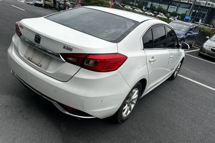 Used Zotye Z500 2015 1.5T Manual Luxury Model Exterior 6