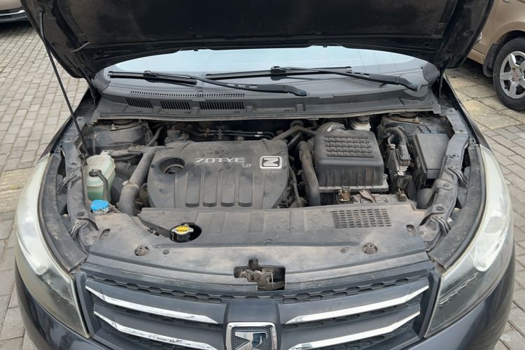 Used Zotye Z500 2015 1.5T CVT Luxury Model Engine Bay