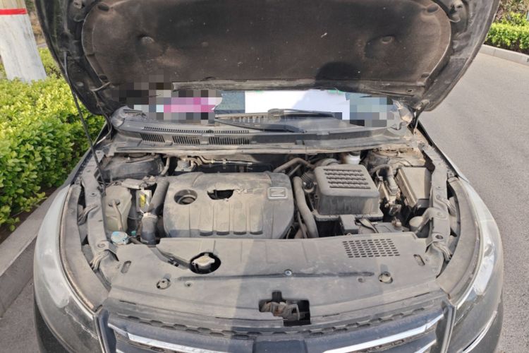 Used Zotye Z500 2015 1.5T Manual Luxury Model Engine Bay