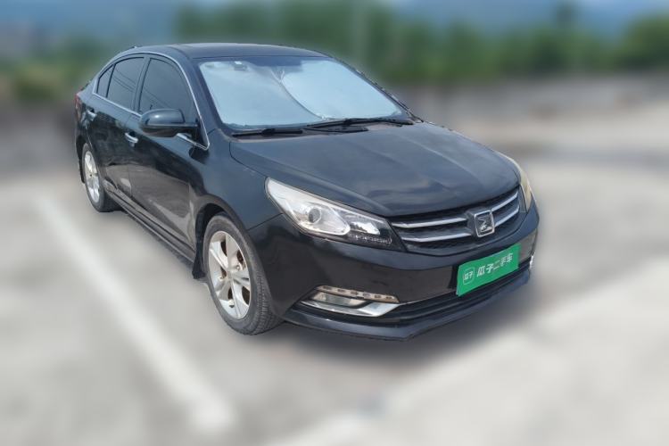 Used Zotye Z500 2015 1.5T Manual Luxury Model Front Right 45 Deg